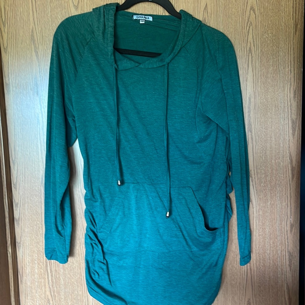 Hooded maternity top